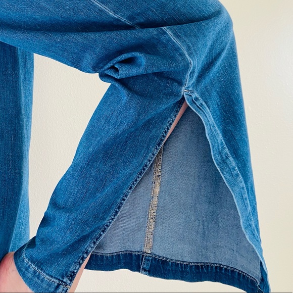 BANANA REPUBLIC High Rise Wide Leg Split Hem Jeans - Picture 5 of 11